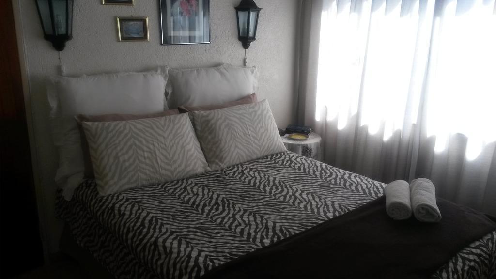 Onze Rust Guest House And Caravanpark 科尔斯伯格 客房 照片