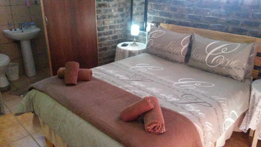 Onze Rust Guest House And Caravanpark 科尔斯伯格 客房 照片