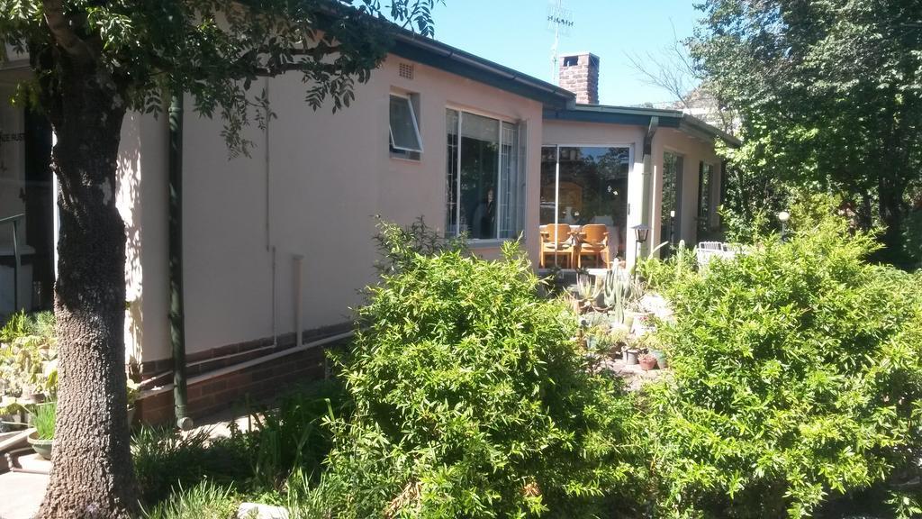 Onze Rust Guest House And Caravanpark 科尔斯伯格 外观 照片